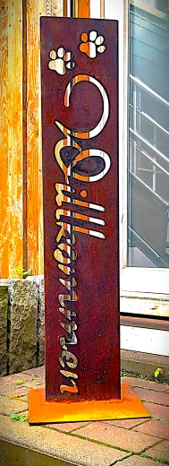 Schild Willkommen -geschwungen- mit Pfoten