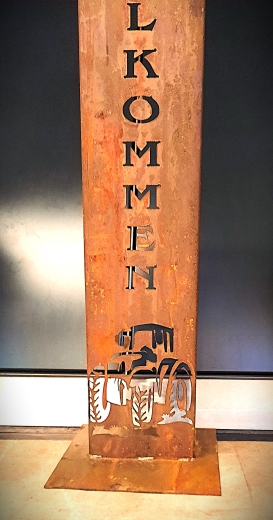 Schild Willkommen Trecker