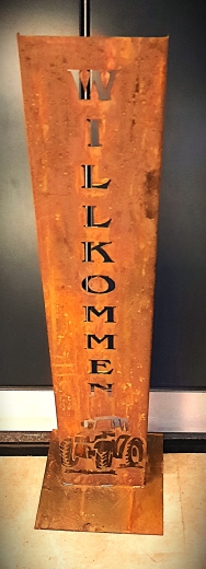 Schild Willkommen Trecker