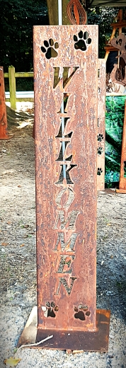 Schild Willkommen Pfoten