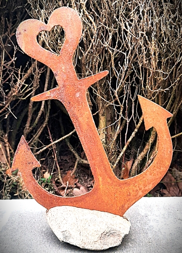 Anker Herz oben L auf Stein