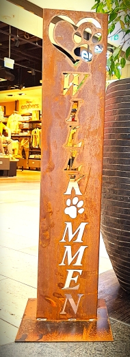 Schild Willkommen, O=Pfote, Pfote im Herz