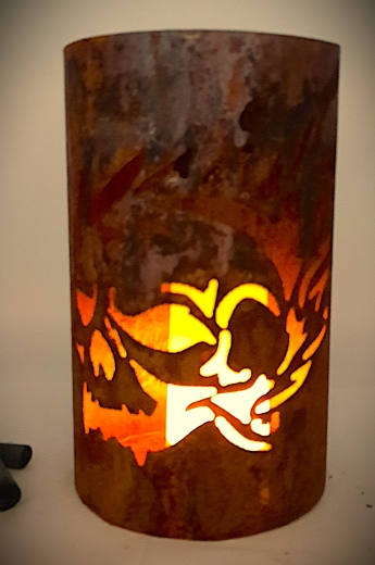 Windlicht Totenkopf in Flammen