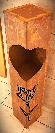 Säule Rose (Filigran), Öffnung