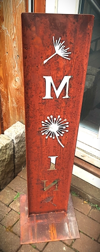 Schild Moin, O= Pusteblume