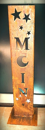 Schild Moin O= Mond mit Sternen