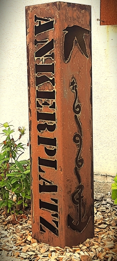 Säule Ankerplatz, Möwe, Anker