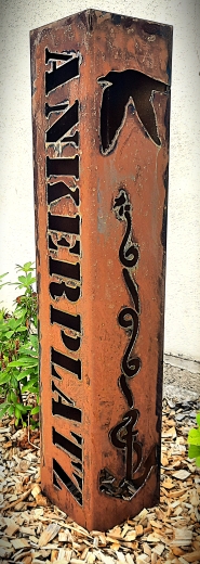 Säule Ankerplatz, Möwe, Anker