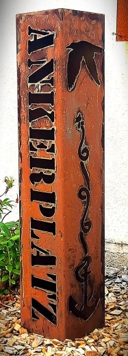 Säule Ankerplatz, Möwe, Anker