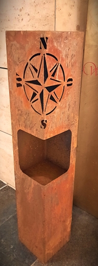 Säule Windrose, Öffnung