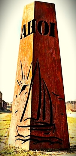 Pyramide Ahoi, Segelschiff