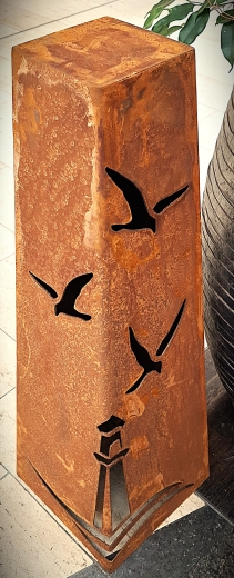 Pyramide Leuchtturm, Möwen