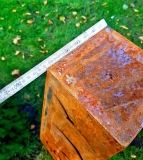 Pyramide Leuchtturm auf Fels