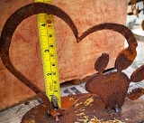 Auf Platte Pfote im Herz