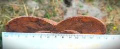 Herz in Herz mittel auf Stein